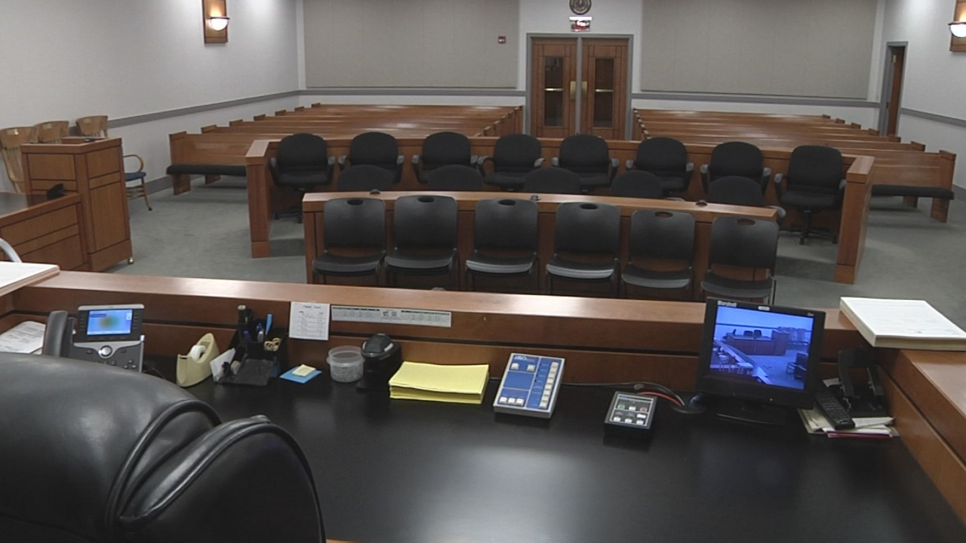 courtroom.jpg